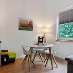 Junge 4 Appartement *