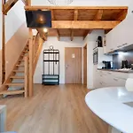 Junge 4 Appartement Lohe-Rickelshof
